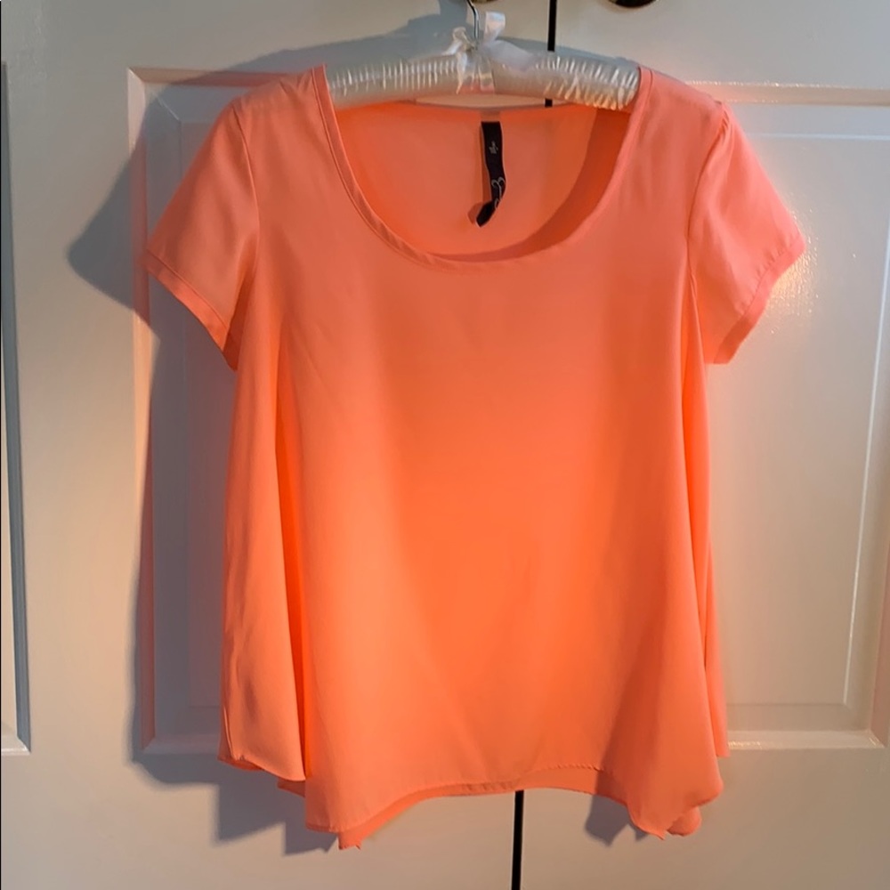 Jessica Simpson top